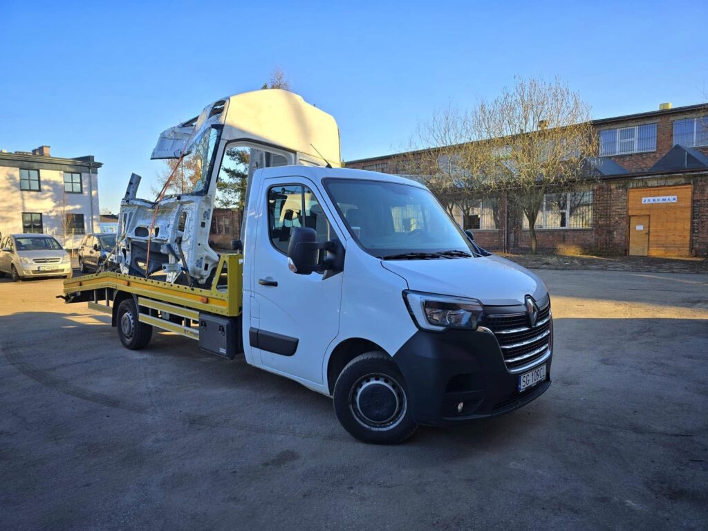 Autolaweta Renault Master do wynajęcia w Gliwicach – SilesiaRent